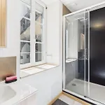 Chic T2 Renove Au Coeur De A 2 Min De Jaude ! *