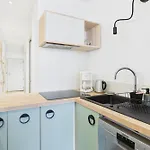 Chic T2 Renove Au Coeur De A 2 Min De Jaude ! Apartment